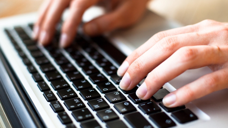 Nhân viên nhập liệu