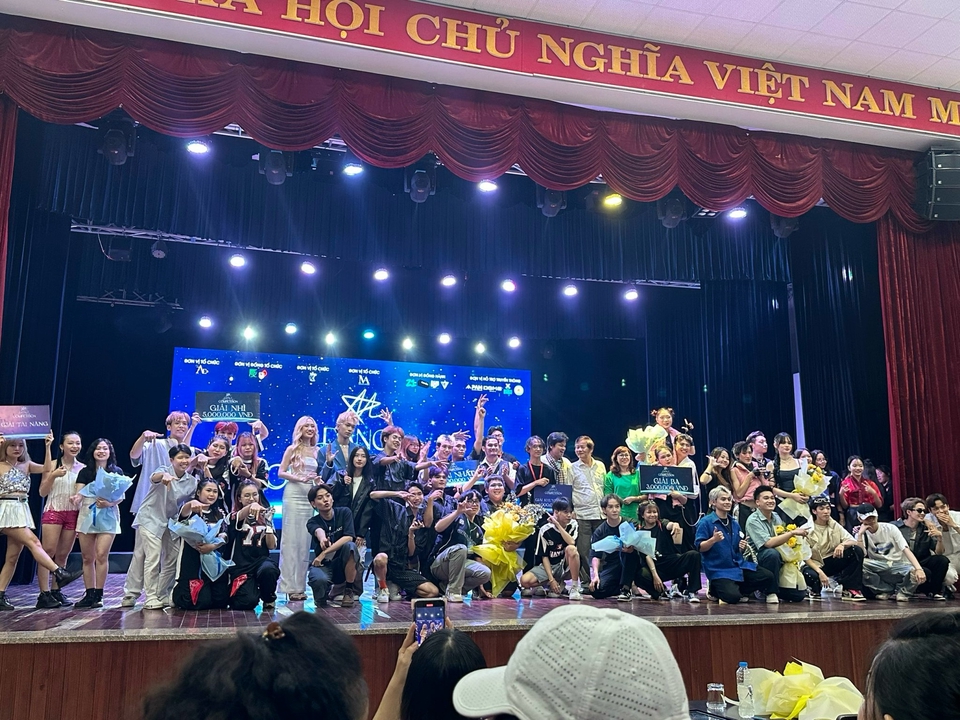 Tổ chức sự kiện - Biên đạo dàn dựng tiết mục biểu diễn - 10