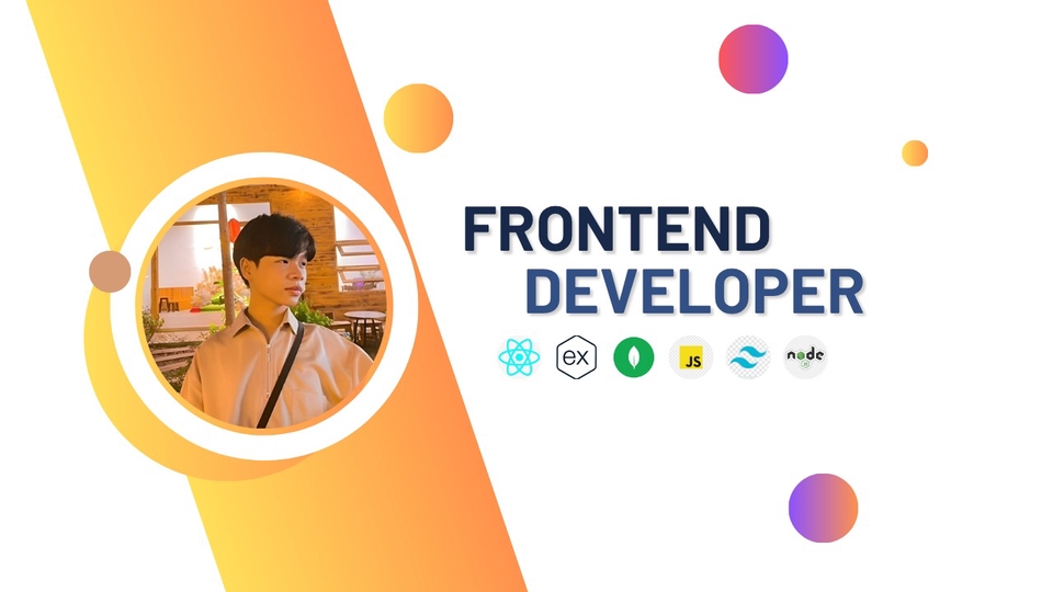 Ảnh banner giới thiệu lập trình viên frontend, kèm các biểu tượng công nghệ và ảnh của người làm.
