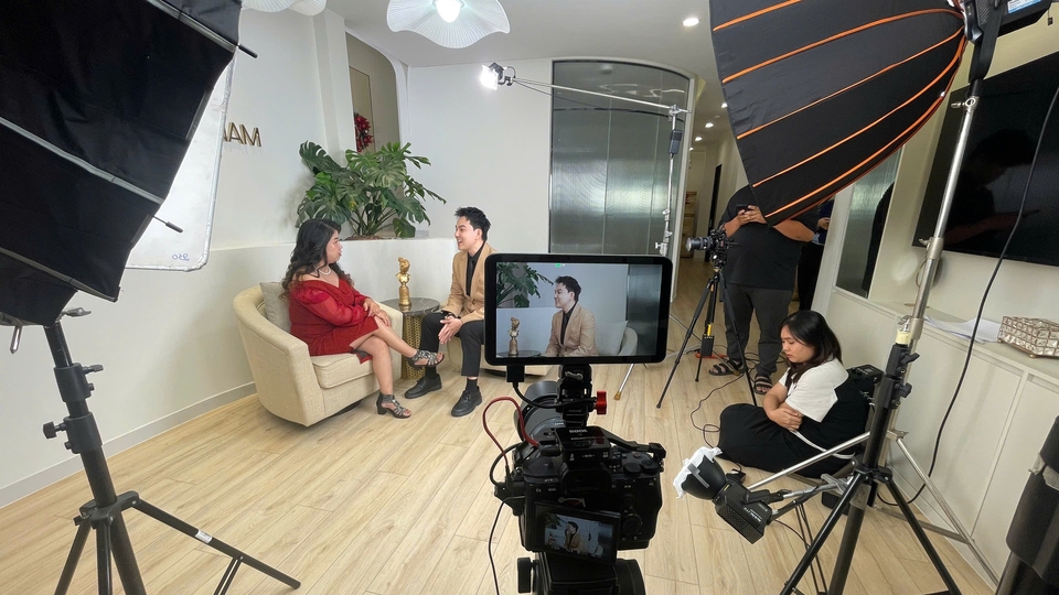 Dịch vụ Quay phim - Thuê freelancer Quay phim - Quay dựng tiktok
