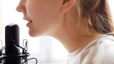 Dịch vụ Lồng tiếng - Thuê freelancer Lồng tiếng - Lồng tiếng video tiktok fb instagram