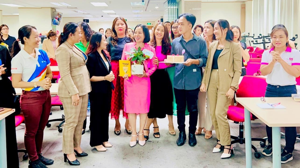 Tư vấn xây dựng thương hiệu (branding) - Thương Hiệu Lãnh Đạo - Bí Quyết Xây Dựng Nhân Hiệu Uy Tín & Ảnh Hưởng - 7