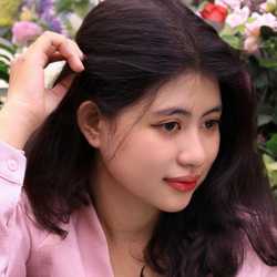 Nia_Uyen Nhi
