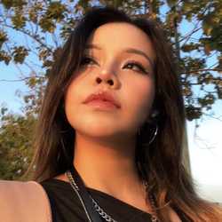Lia Anh Phuong