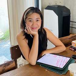 Han Dinh Assistant